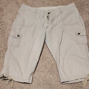 Size 18 Khaki Crop Pants